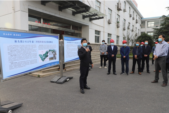 含山县四套班子负责人到铁鹏水泥公司调研指导工作